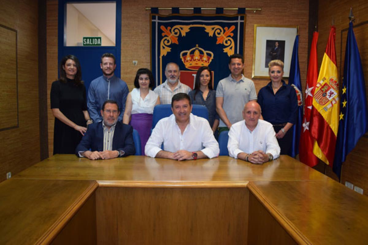 El equipo de gobierno ha destacado la liquidación de la mitad de la deuda