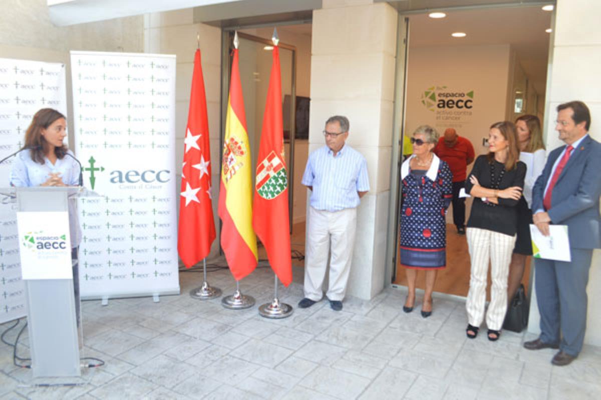 Conocemos la nueva sede de la Asociación Española Contra el Cáncer, situada 
en Getafe, de la mano de Laura Ruiz de Galarreta, su presidenta 
