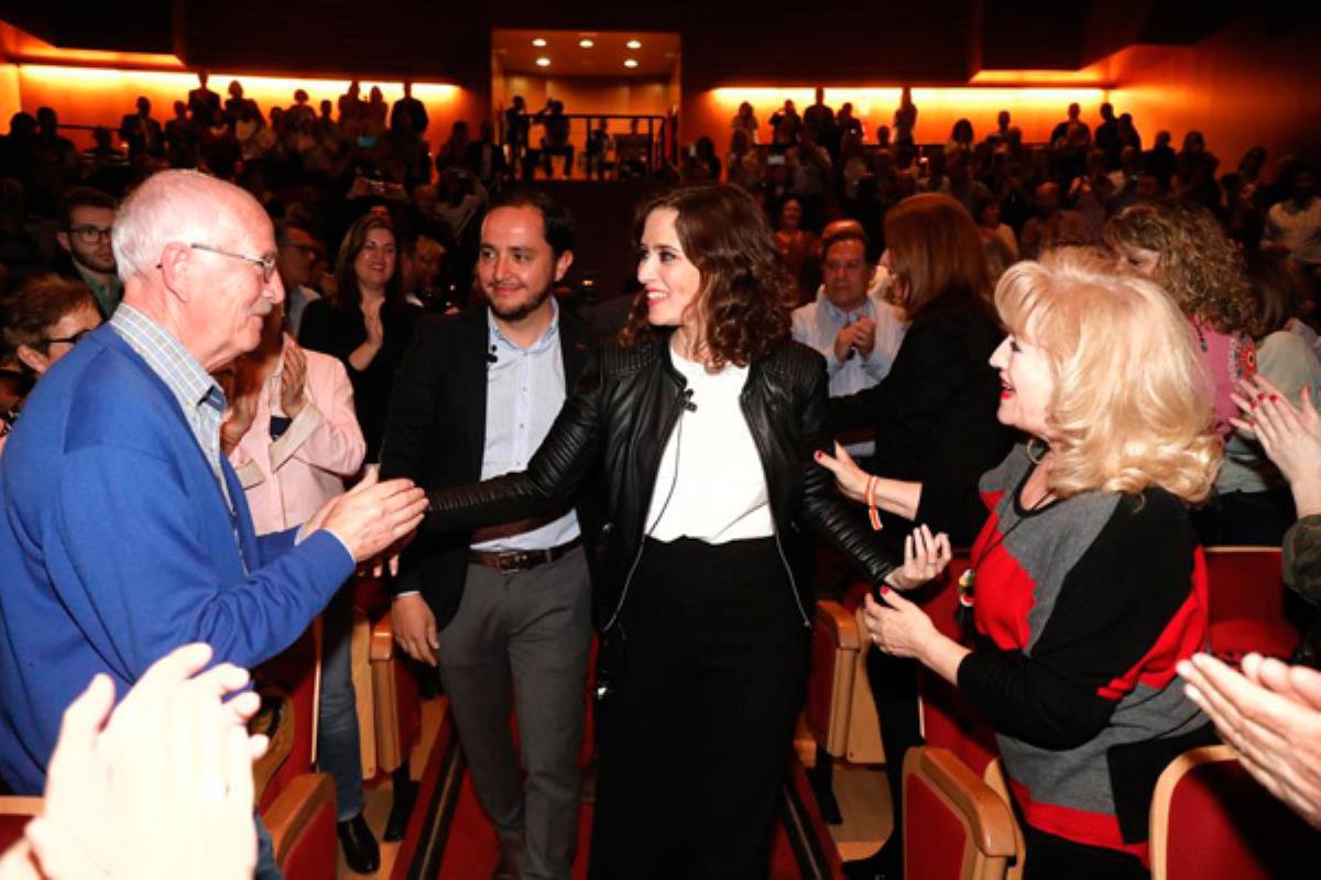 La candidata del PP a la Comunidad de Madrid lo ha anunciado durante un acto celebrado en el Teatro Josep Carreras de Fuenlabrada