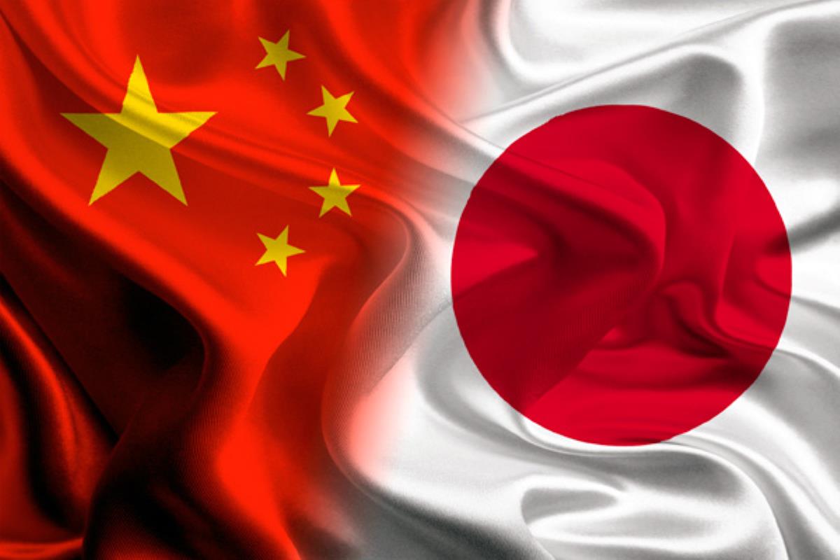 Los alumnos de la UAH puede solicitar becas para sufragar los gastos