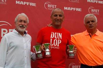 El veterano tenista alfarero volvió a triunfar en un torneo nacional