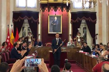 El alcalde complutense revalida su mandato esta legislatura, gracias al apoyo de Unidas Podemos