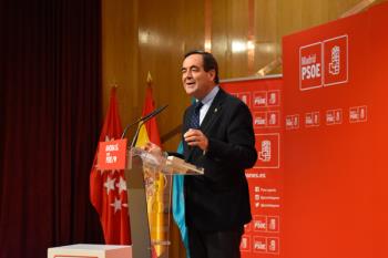 El ex Ministro de Defensa recibió el galardón de la formación leganense