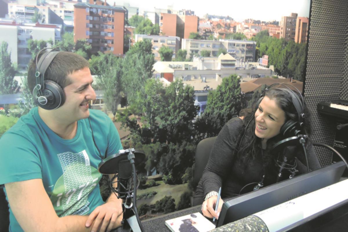 Temas muy controvertidos, una gran ironía y muchas ganas de crear un mundo mejor defi nen su obra