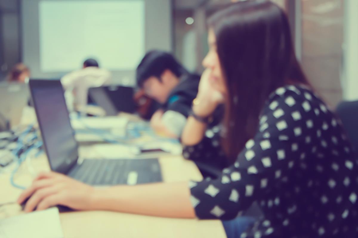 También, con motivo del estado de alarma, la Cámara ha preparado varios seminarios especiales