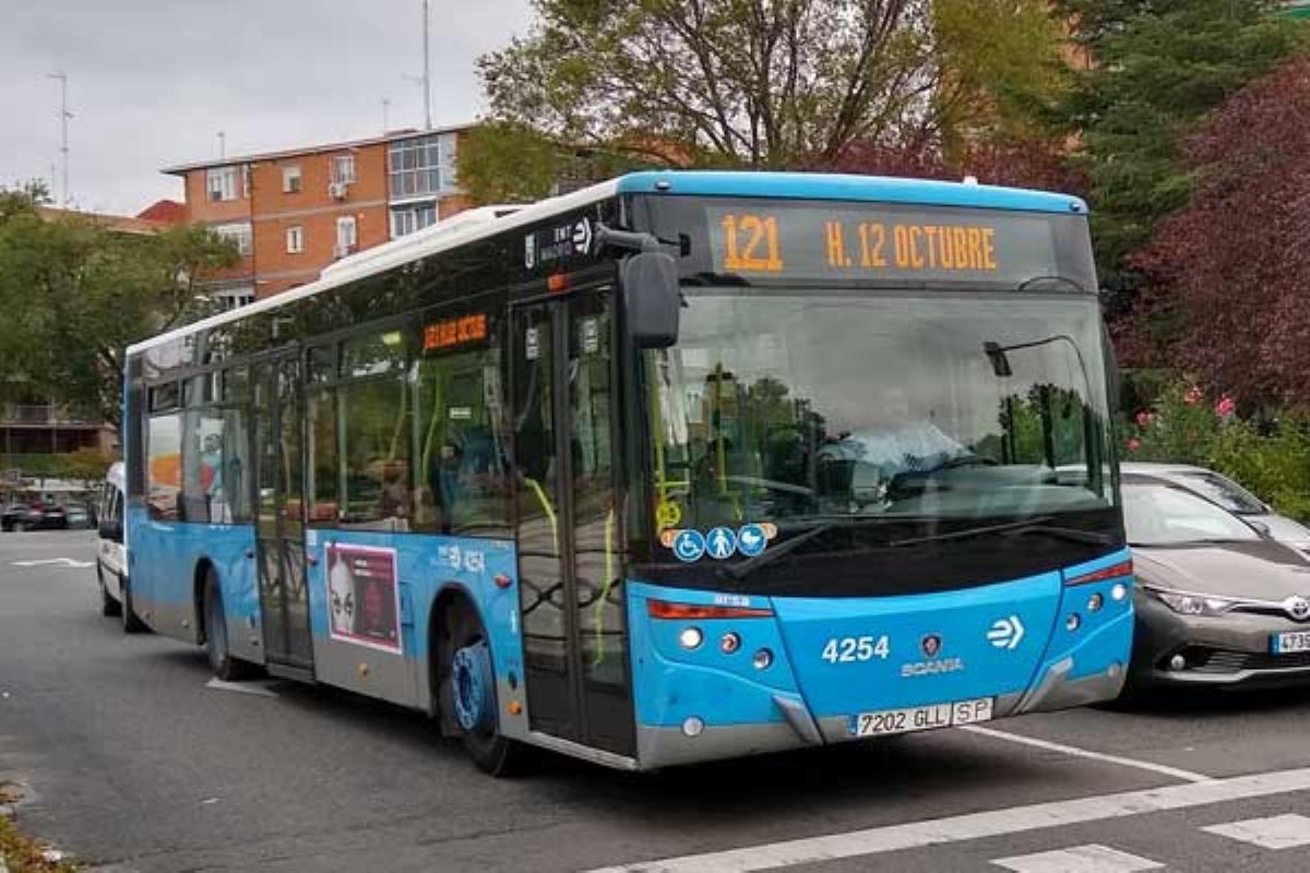 El consistorio madrileño crea una línea de autobús entre el recinto ferial y Atocha
