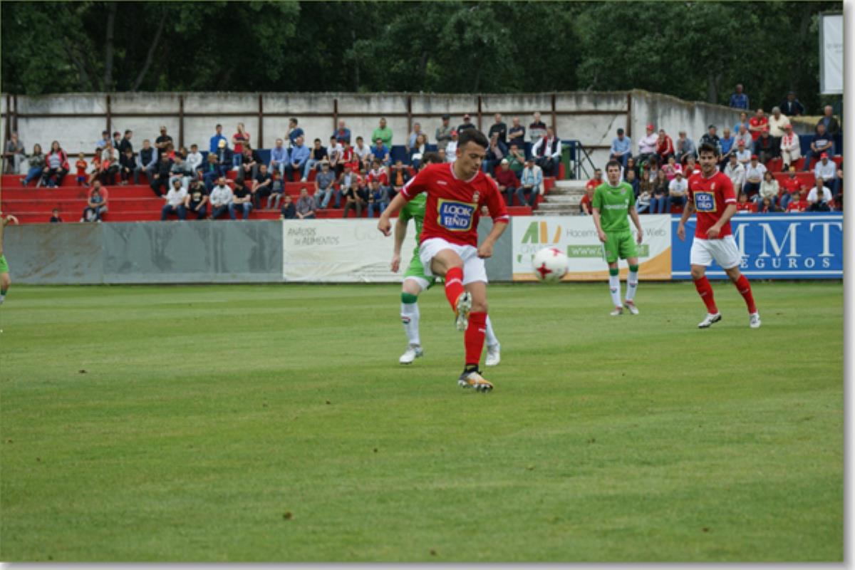 Un gol de Castiella sirvió para dar la victoria a los nuestros ante el AD San Juan de Pamplona