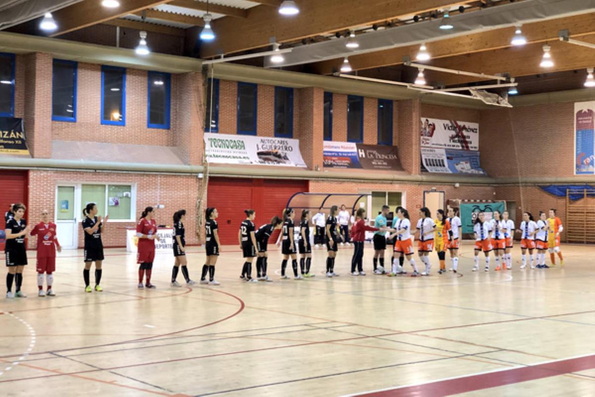 Las nuestras no fueron capaces de remontar un marcador que se cerró con un 0-6 para la UA 