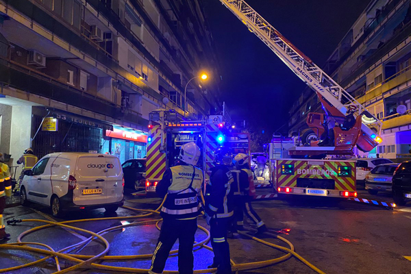 Lograron sofocar el incendio originado en el Barrio de Zarzaquemada