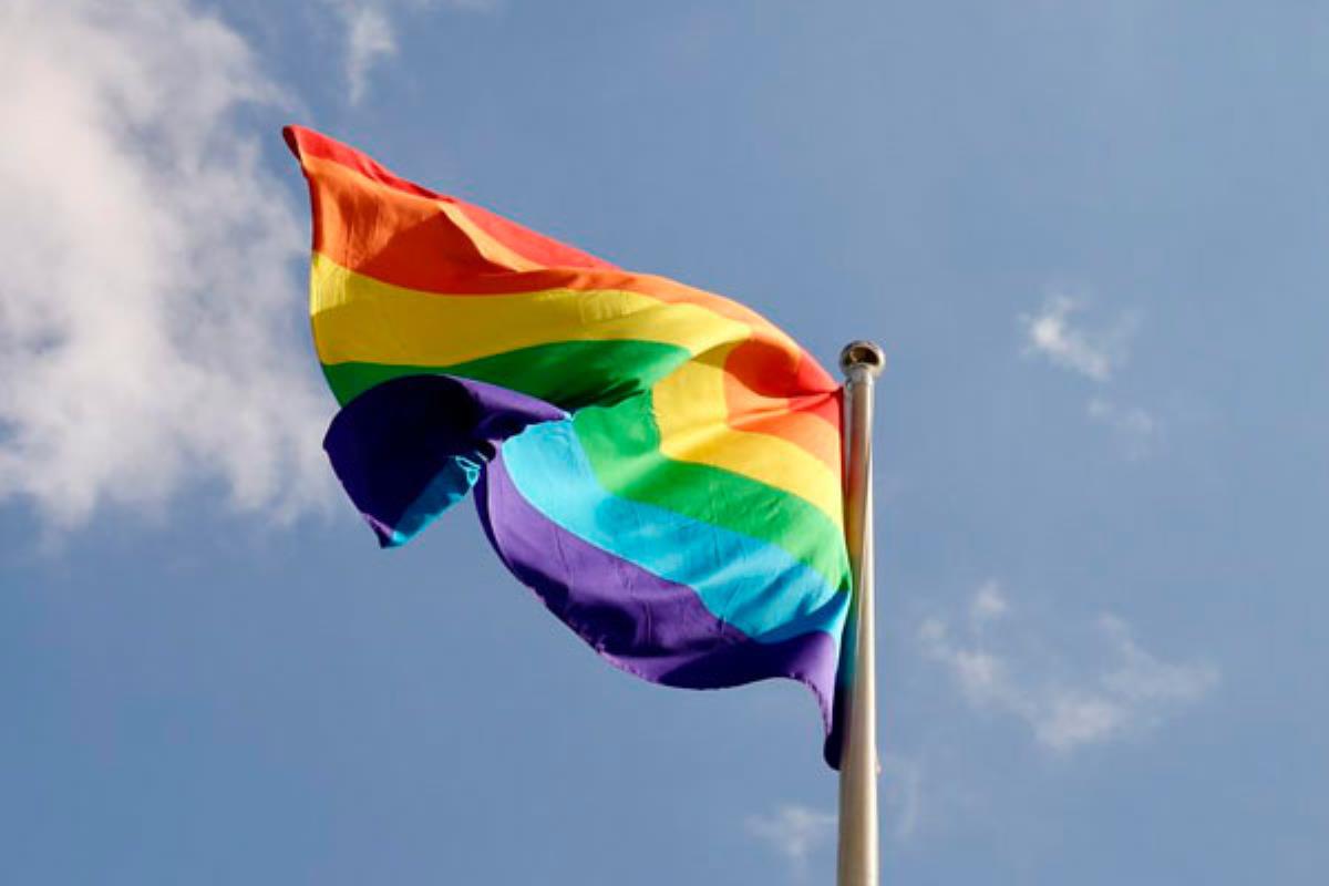 El Ejecutivo local, conformado por PSOE y Unidas Podemos, ha adelantado que "volverá a ondear" el 27 de junio