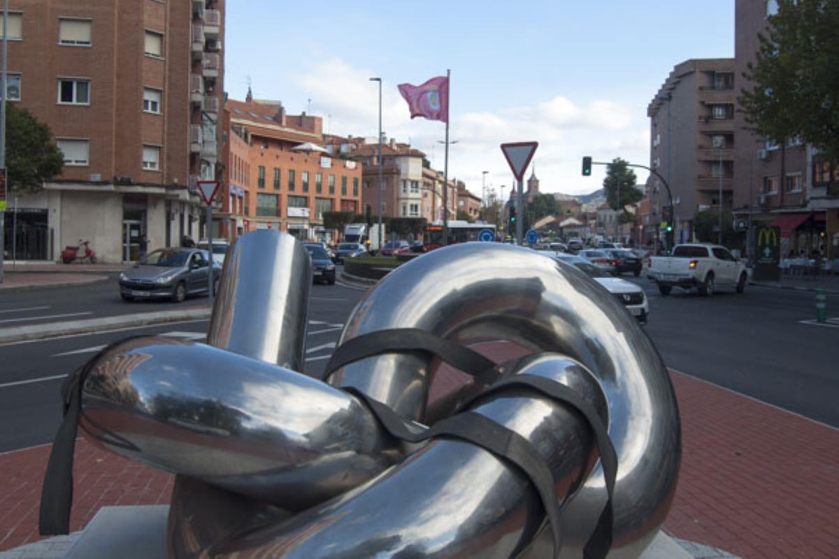 La nueva rotonda de la Cruz Verde dará la bienvenida al centro con este símbolo de la ciudad