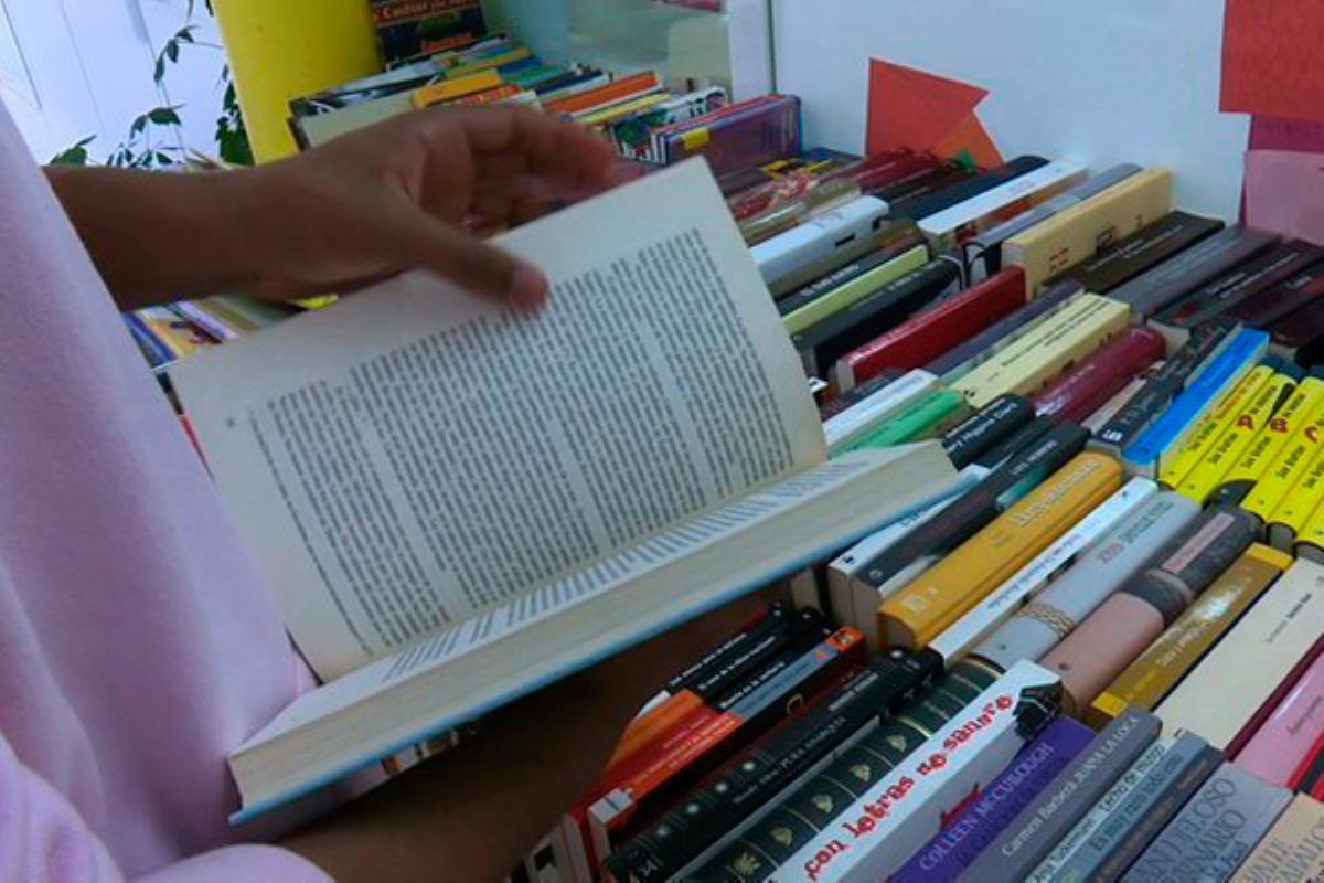 Se trata de material excedente que han organizado en un rastrillo gratuito