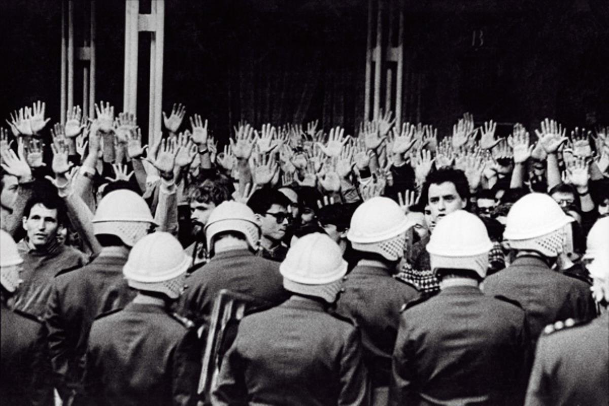 La exposición recoge un testimonio de la transición democrática en Rumanía, Polonia y la República Checa