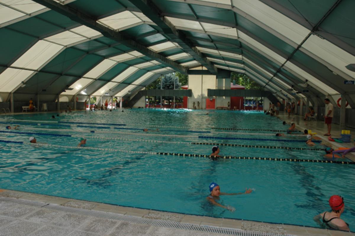 Este proyecto ha sido aprobado después de varios años intentando implantar esta cubierta en la piscina muncipal