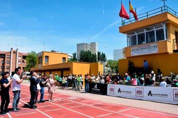 Además de un acto conmemorativo por el que la instalación adoptó el nombre del creador del proyecto deportivo del Club de Atletismo AJA Alcalá: Antonio Fernández Ortiz