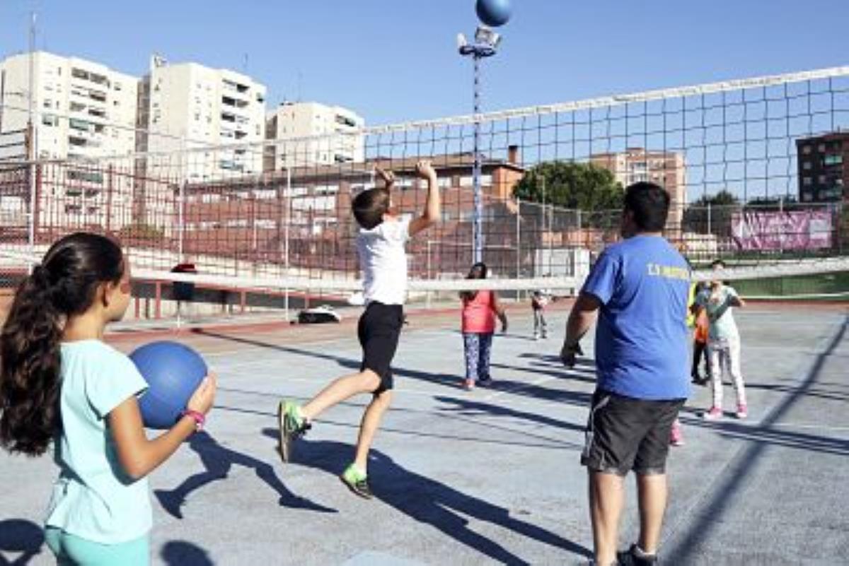 El Ayuntamiento de Móstoles remodelará ocho pistas de tenis y una multideporte