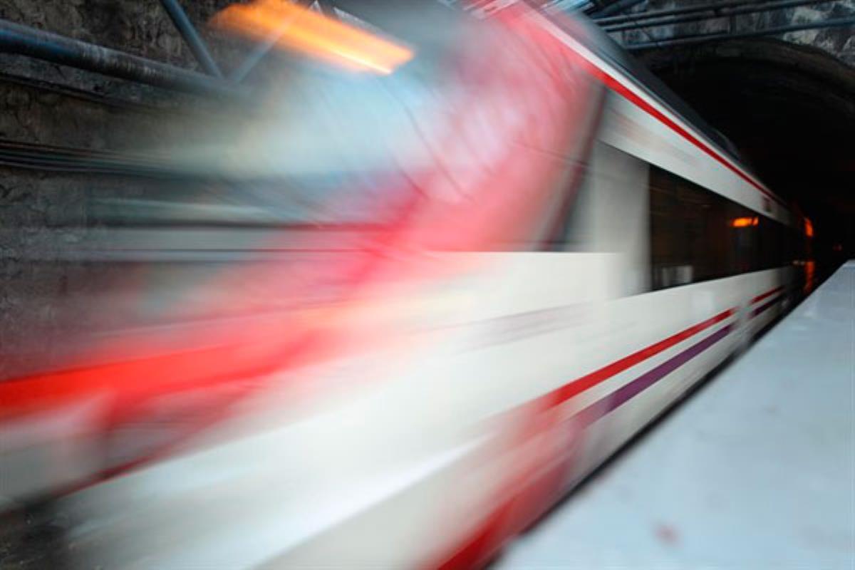 Además de un plan de acción para la reducción de ruidos y vibraciones de los trenes