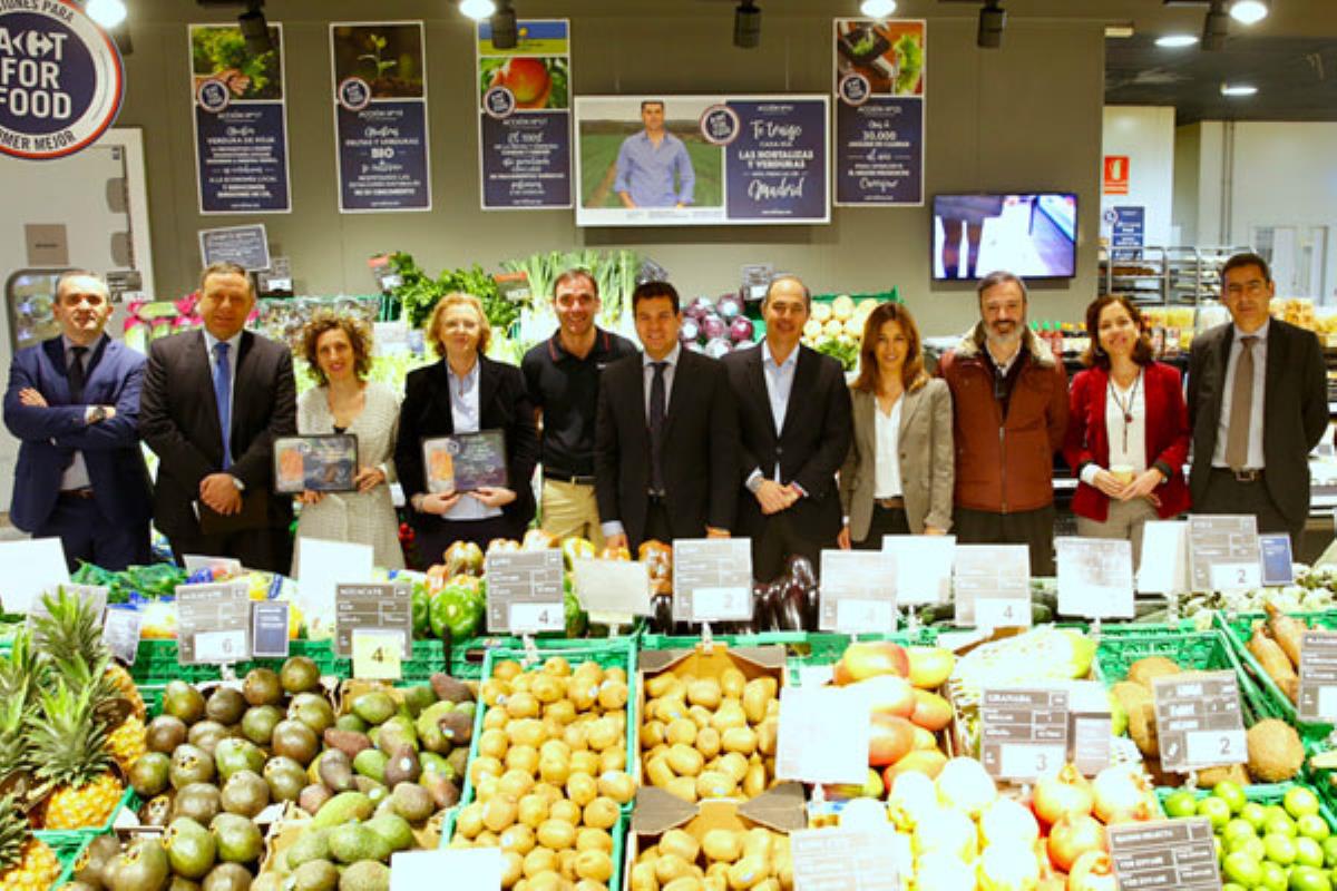 De la Uz participa en el proyecto '0 plásticos', campaña que persigue reducir su uso en el comercio