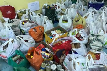 Los alimentos se han destinado a Cáritas de las parroquias San Pedro y Santo Domingo de Guzmán