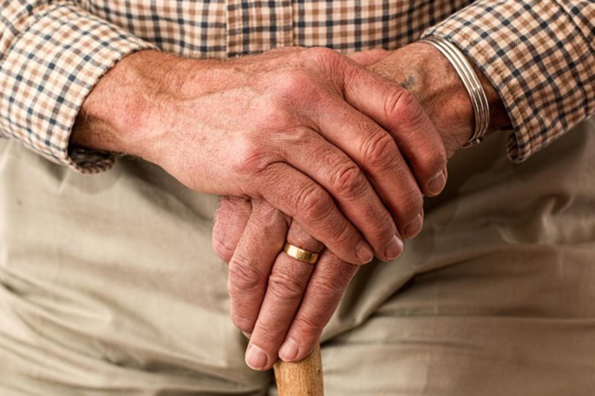 El Ministerio de Trabajo y Seguridad Social cree que no tiene sentido pagar una pensión de viudedad a quien supere tres veces el Salario Mínimo Interprofesional