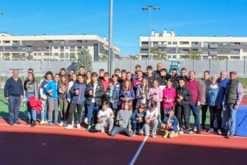 Cerca de 200 tenistas participan en el torneo de tenis celebrado en la Ciudad Deportiva Joaquín Blume