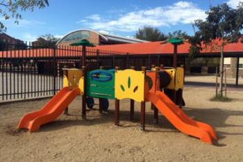 Quiere evitar, así, el contagio y la transmisión del coronavirus entre los pequeños