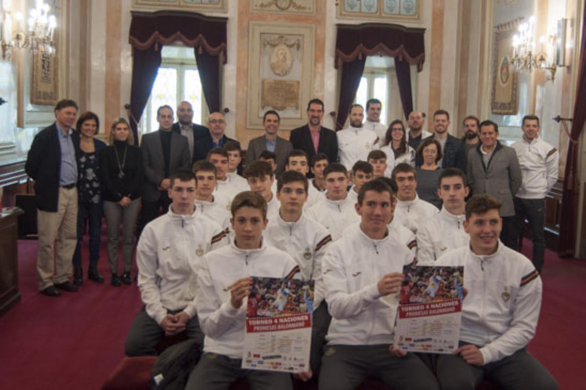 El conjunto del alcalaíno Daniel Sánchez-Nieves jugará en el Pabellón Municipal Demetrio Lozano mañana y el sábado