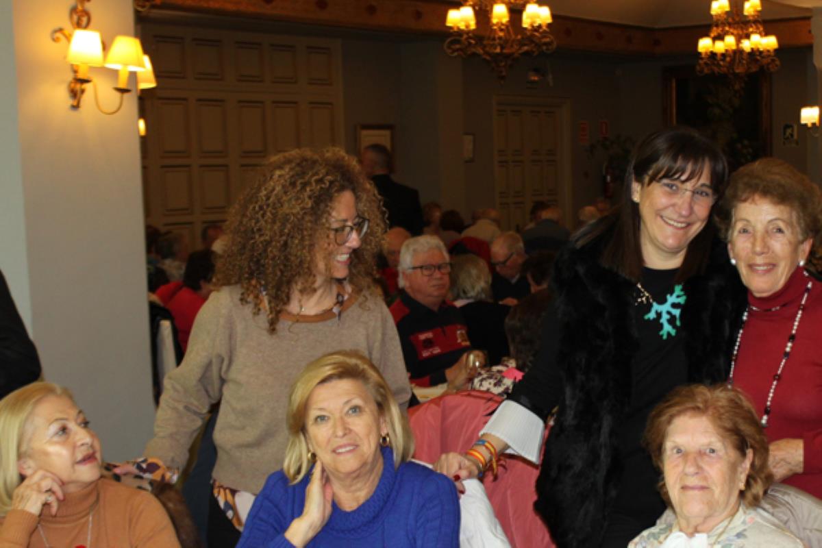 Cerca de 300 pozueleros han vivido, de esta forma, su encuentro navideño