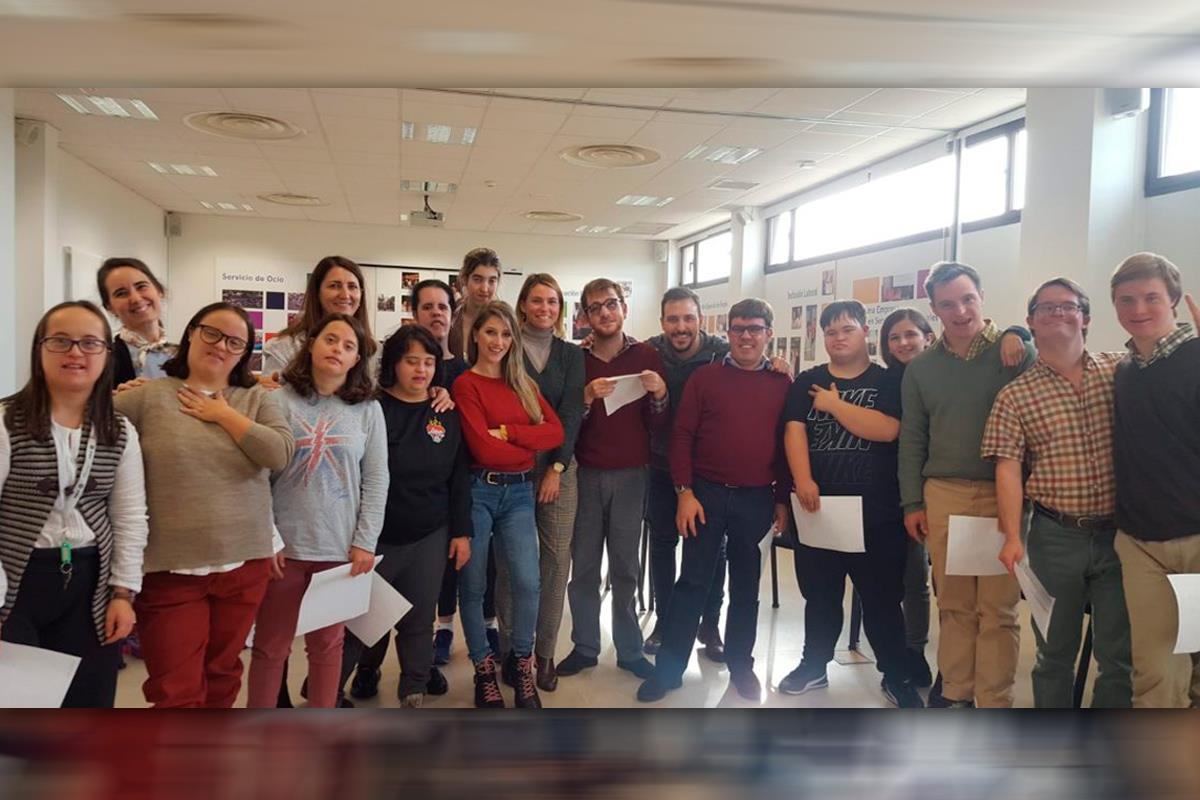12 jóvenes con discapacidad intelectual nos sensibilizan sobre el reciclaje y baten la cifra del millón de reproducciones