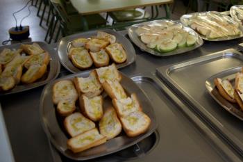 Diez colegios de la localidad han participado en unas jornadas informativas sobre alimentación 