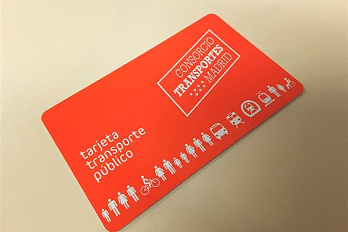 Un total de 920 vecinos de Boadilla van a cobrar este mes las ayudas económicas por el pago de la Tarjeta de Transporte