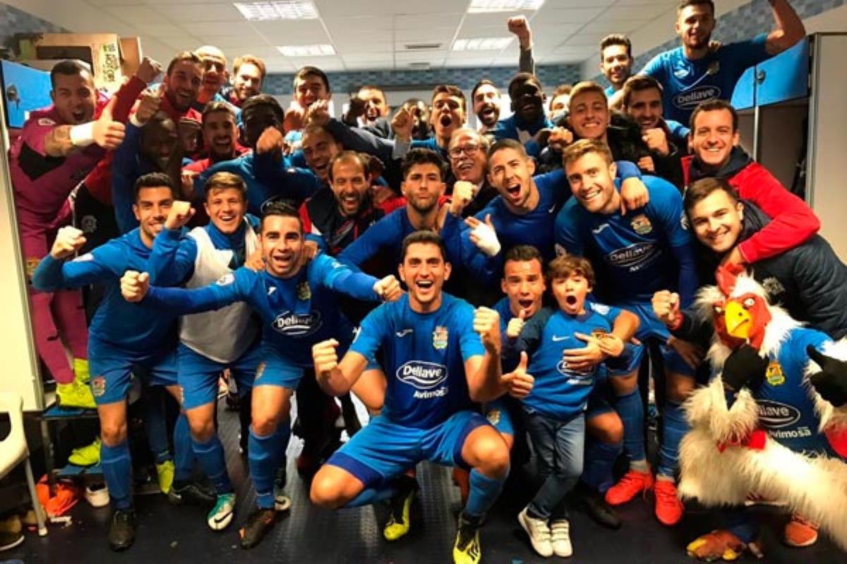 Los nuestros se colocan de nuevo líderes tras una victoria de prestigio en un campo histórico