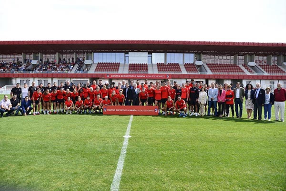 Con este entrenamiento, el club ha dado por inaugurado oficialmente el Centro Deportivo Wanda de la ciudad