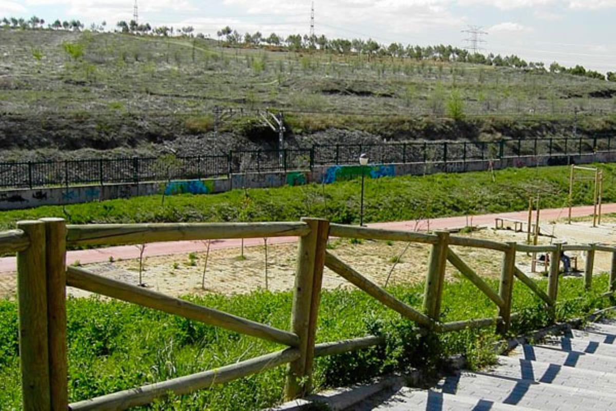 El incendio producido en el Bosque del Humedal reveló resquicios de fibrocemento denunciados socialmente