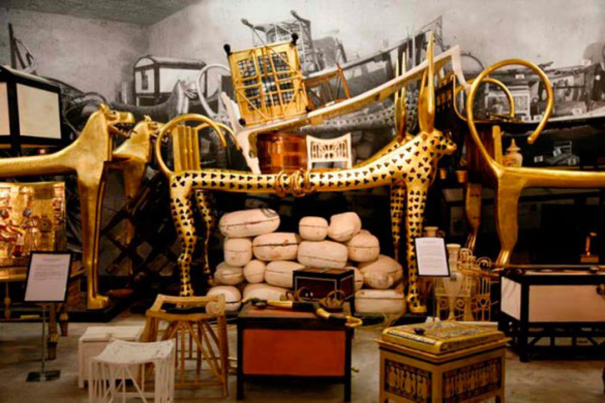 La muestra recoge las réplicas exactas de más de mil objetos encontrados en la tumba del faraón