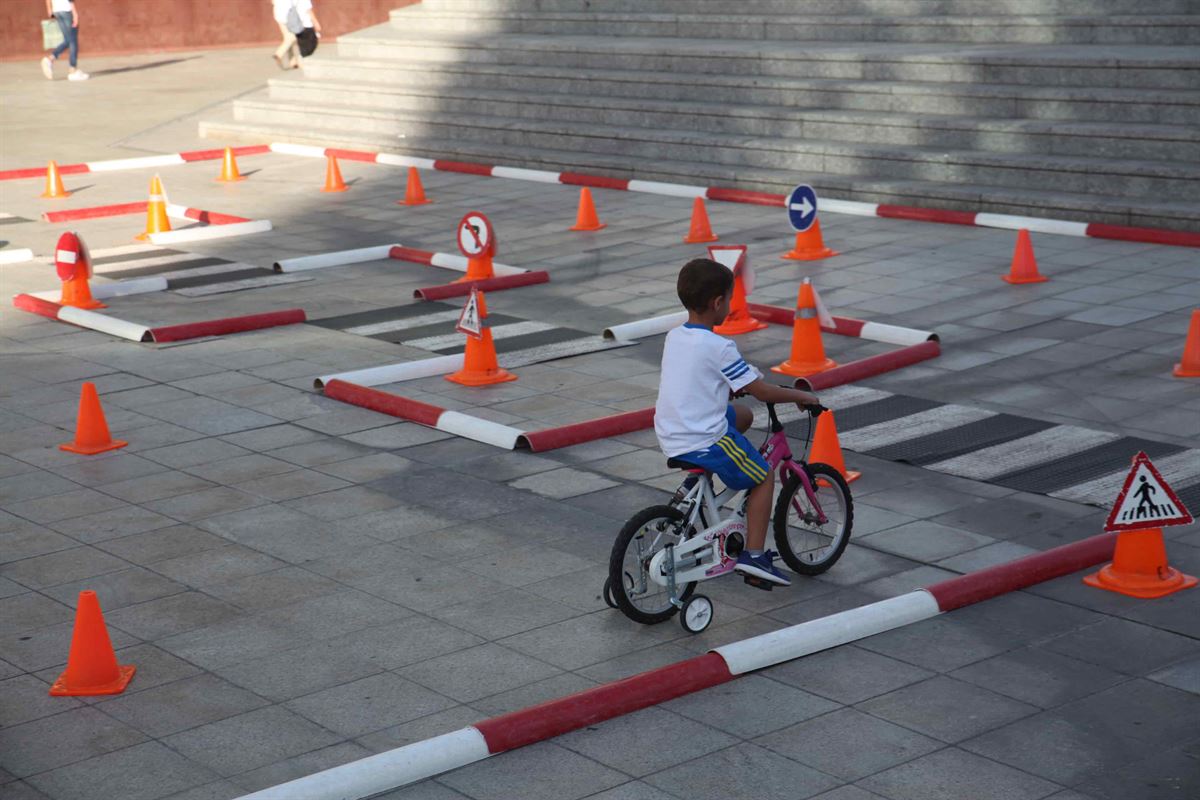 Hasta 20 centros educativos han participado en la iniciativa de la Policía Local