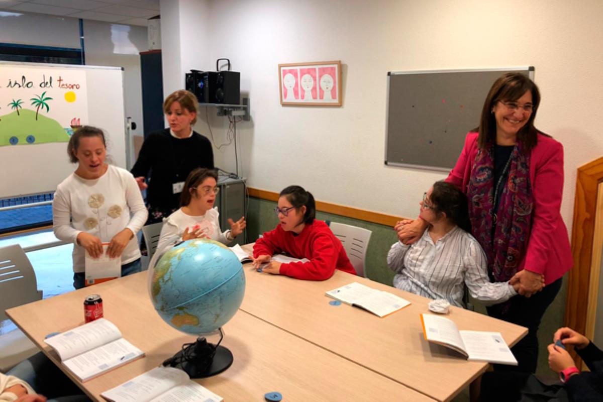 La Oficina de Atención a las Personas con Discapacidad ofrece actividades formativas y de ocio