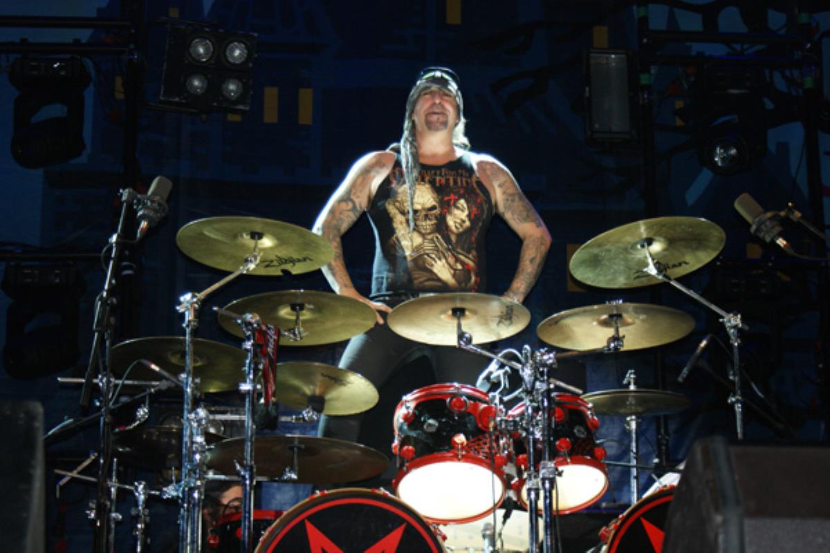 La banda salió al escenario anoche, 13 de septiembre, a alrededor de las 22h ante un público expectante