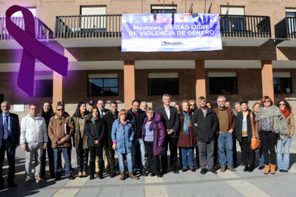 Si quieres conocer las múltiples actividades, consulta del díptico