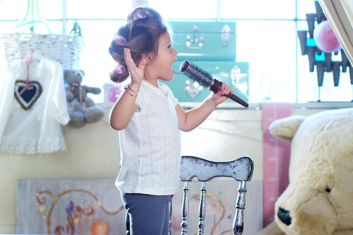 La Comunidad de Madrid nos anima a grabar un video cantando y bailando el mítico tema del Dúo Dinámico