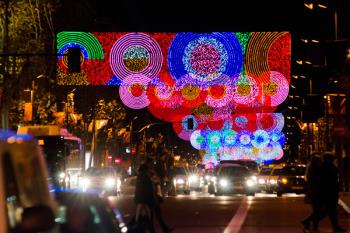 Lee toda la noticia 'Las luces de Navidad iluminarán Madrid'