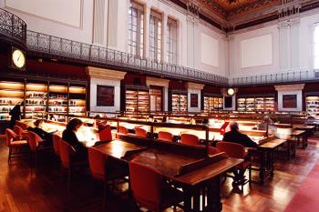 Además, la Biblioteca Nacional abrirá su Salón General de Lectura, una sala normalmente reservada para investigadores