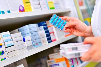 El ibuprofeno, fármacos para el asma, antidepresivos y anticonceptivos orales verán reducido su precio en las farmacias