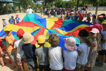 Dirigidas a niños de 4 a 12 años, están pensadas para conciliar la vida familiar con las vacaciones escolares