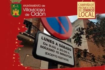 El ayuntamiento ha instalado señales que limitan el estacionamiento a 15 minutos, de lunes a sábado, excepto festivos