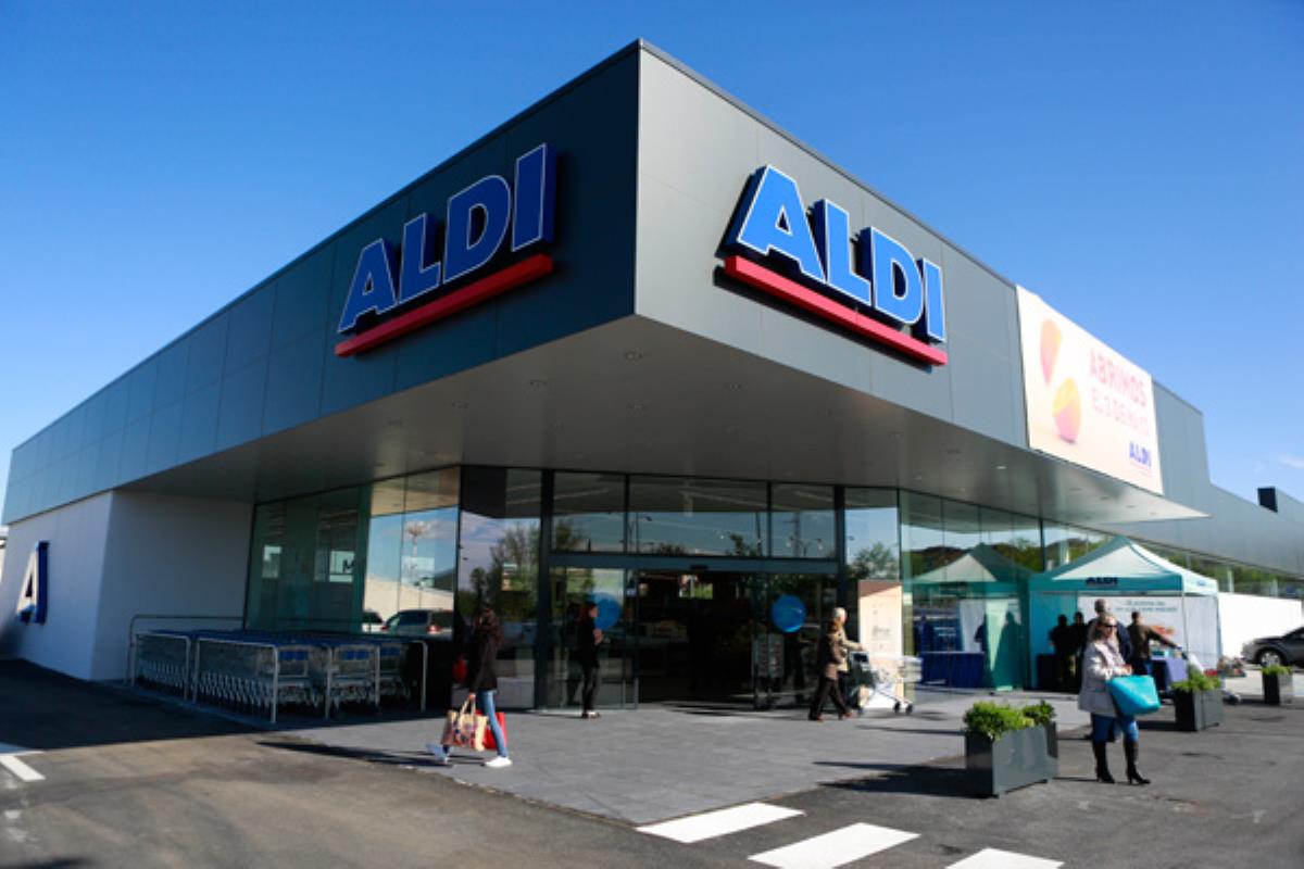 La cadena de supermercados inaugura nuevo establecimiento en la Avenida de las Nieves, 39