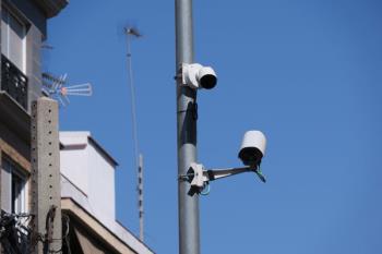 Implantado en la zona centro con el fin de evitar el paso de vehículos no autorizados