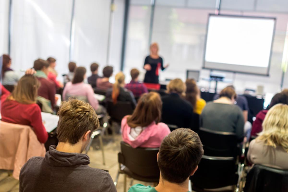 Los cursos serán impartidos en el CIFE y están financiados con Fondos Europeos 