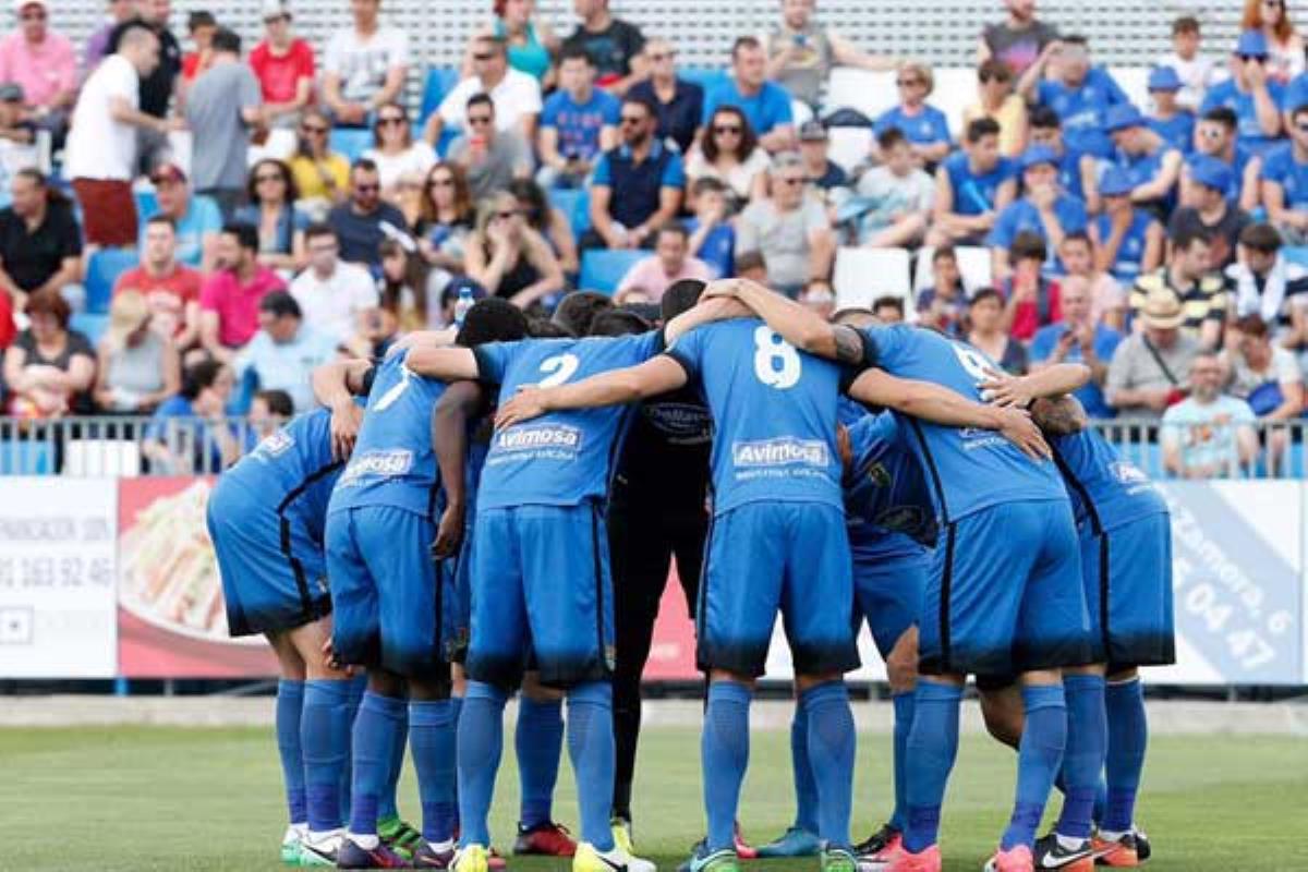 Nuestro Fuenla cayó en los play-offs con un gol de penalti de Jesús Rubio en el 56, el Fuenla tiro de corazón y de coraje para la heroica con el apoyo del Torres detrás, pero eso no fue suficiente