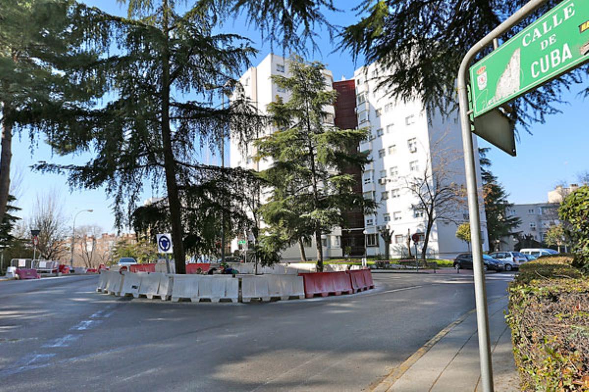 Las obras que se están acometiendo en el barrio de Parque Blanco se prolongarán durante cuatro días